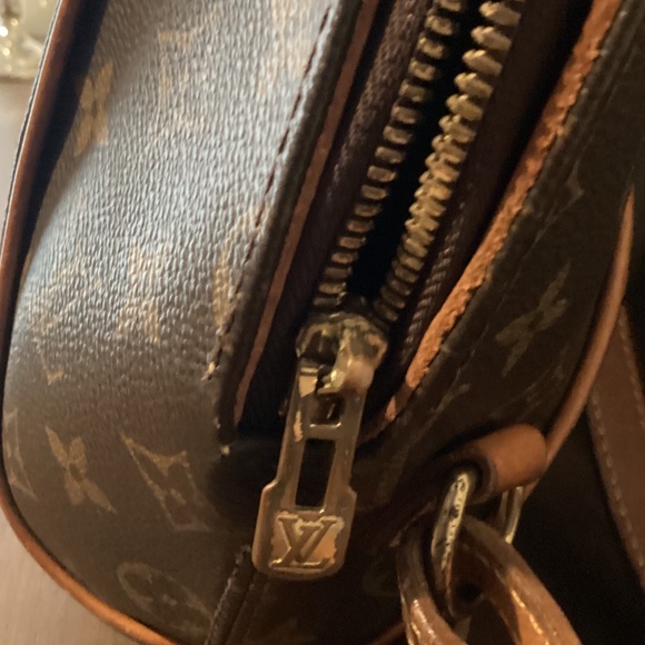 Authentic Louis Vuitton Monogram Ellipse Backpack - Picture 8 of 11